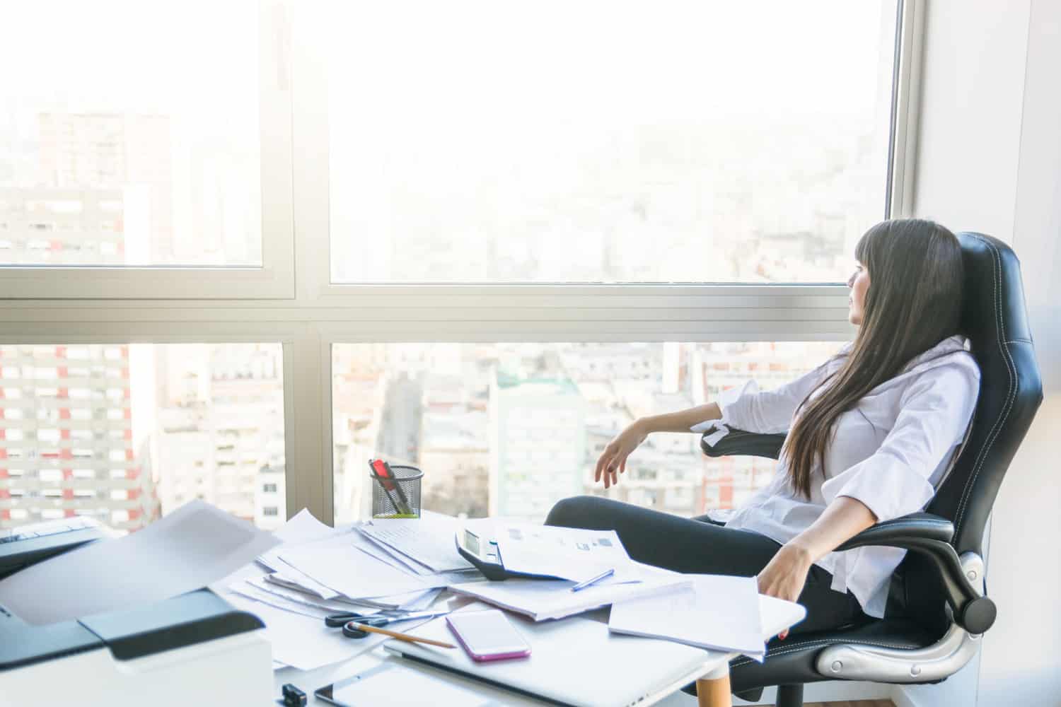 How to keep your workplace clean and tidy